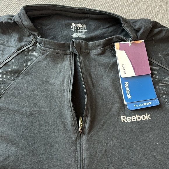 Reebok (never worn) Men’s shirt. - Picture 3 of 7